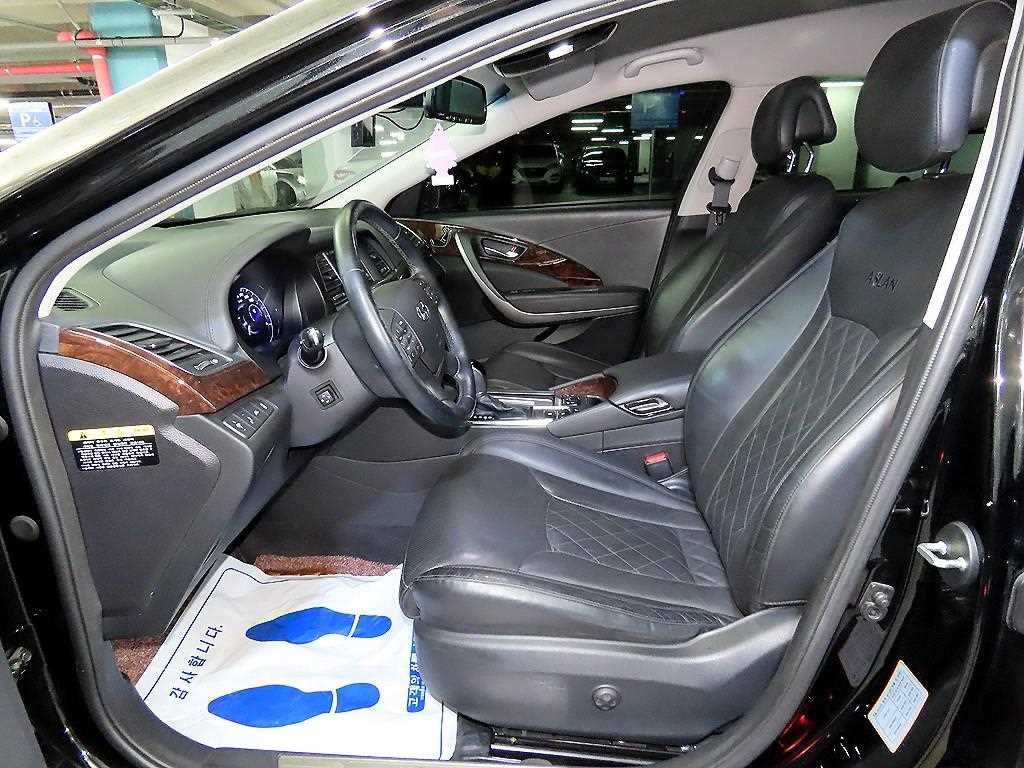 HYUNDAI Aslan - Vista 6