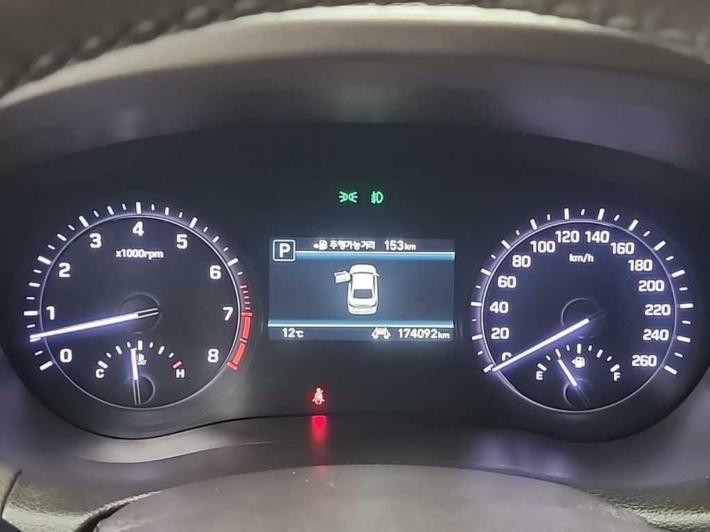 Genesis G80 - Vista 6