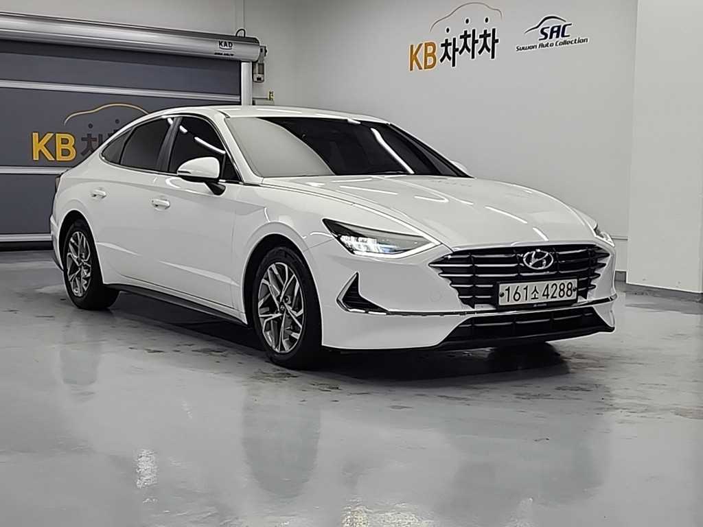 HYUNDAI Sonata - Vista 4