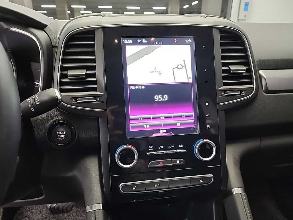 SAMSUNG QM6 - Vista 11