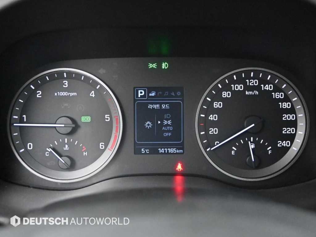 HYUNDAI Tucson - Vista 8