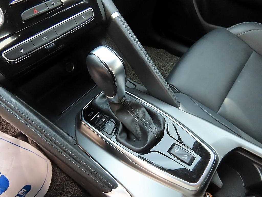 SAMSUNG QM6 - Vista 10