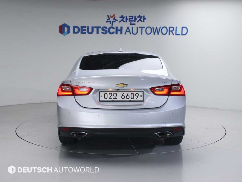 Chevrolet Malibu - Vista 4