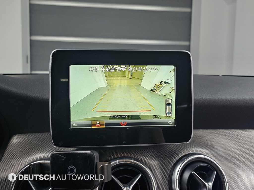 Mercedes Benz CLA Class 2018 Negro - Importación desde Corea - HF Imports Iquique - Foto 15