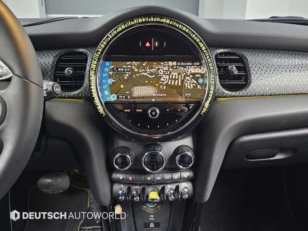 Mini Cooper Electric 2024 Negro - Importación desde Corea - HF Imports Iquique - Foto 14