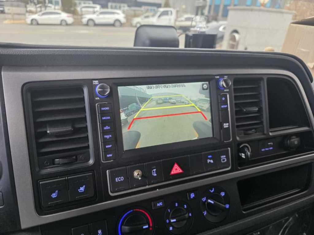 medium and large cargo truck 2024 Blanco - Importación desde Corea - HF Imports Iquique - Foto 16