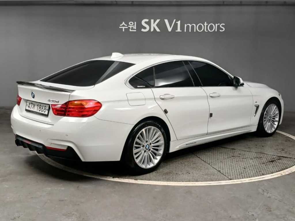BMW 4 Series - Vista 4