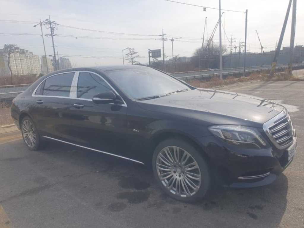 Mercedes Benz S Class - Vista 3