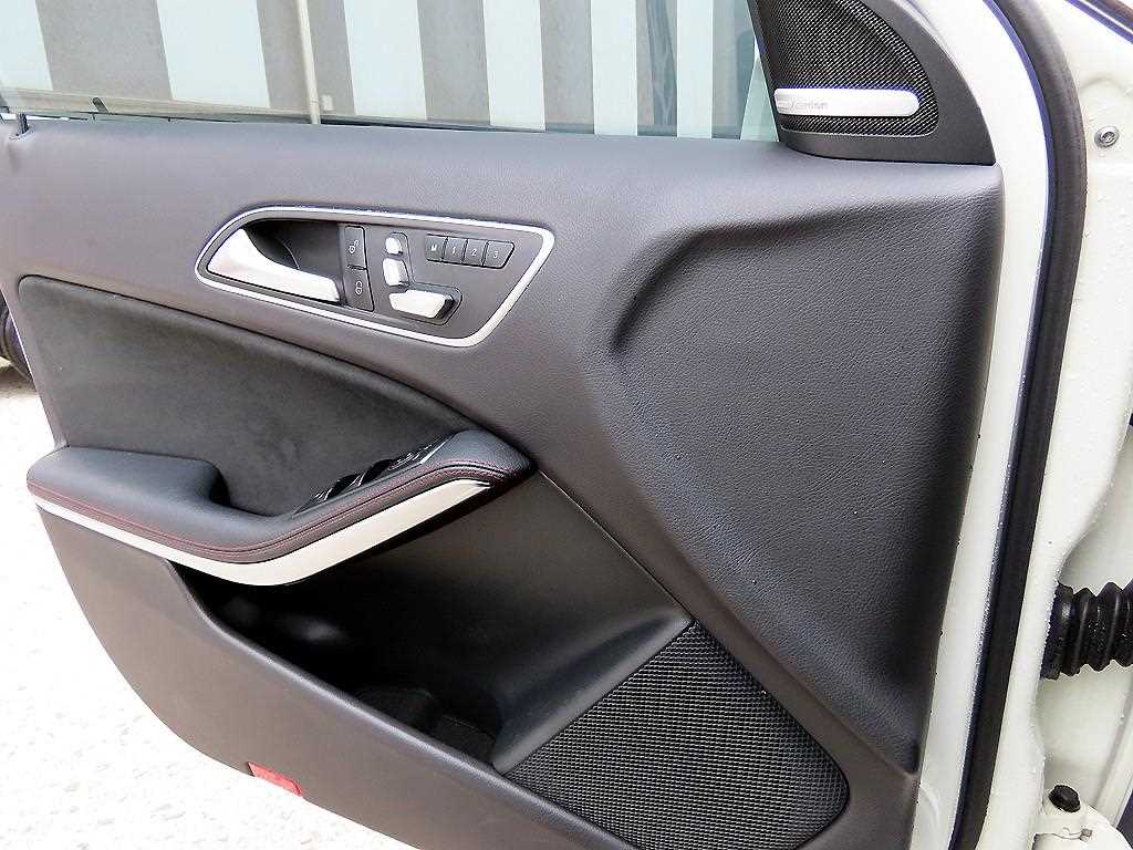 Mercedes Benz A Class - Vista 11