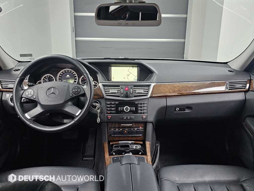 Mercedes Benz E class - Vista 7