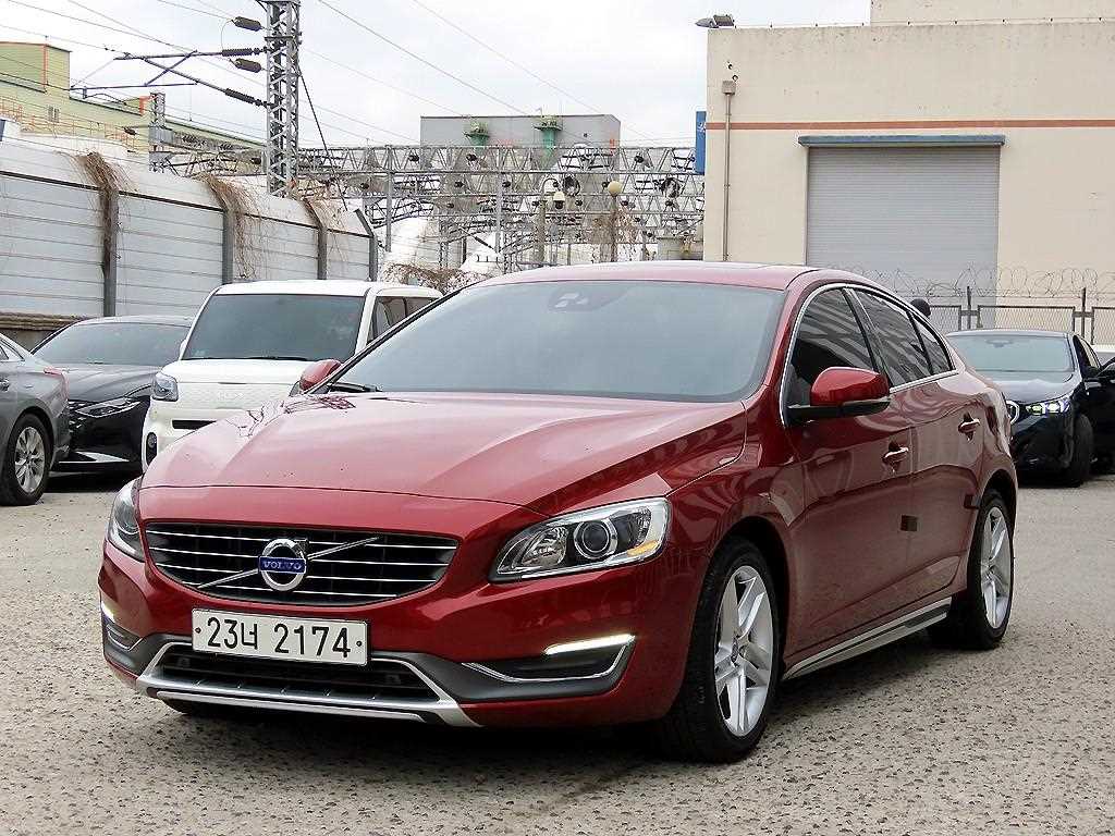 Volvo S60 - Vista 2