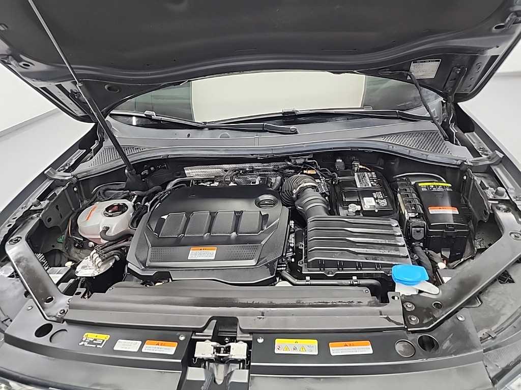 Volkswagen Tiguan - Vista 5