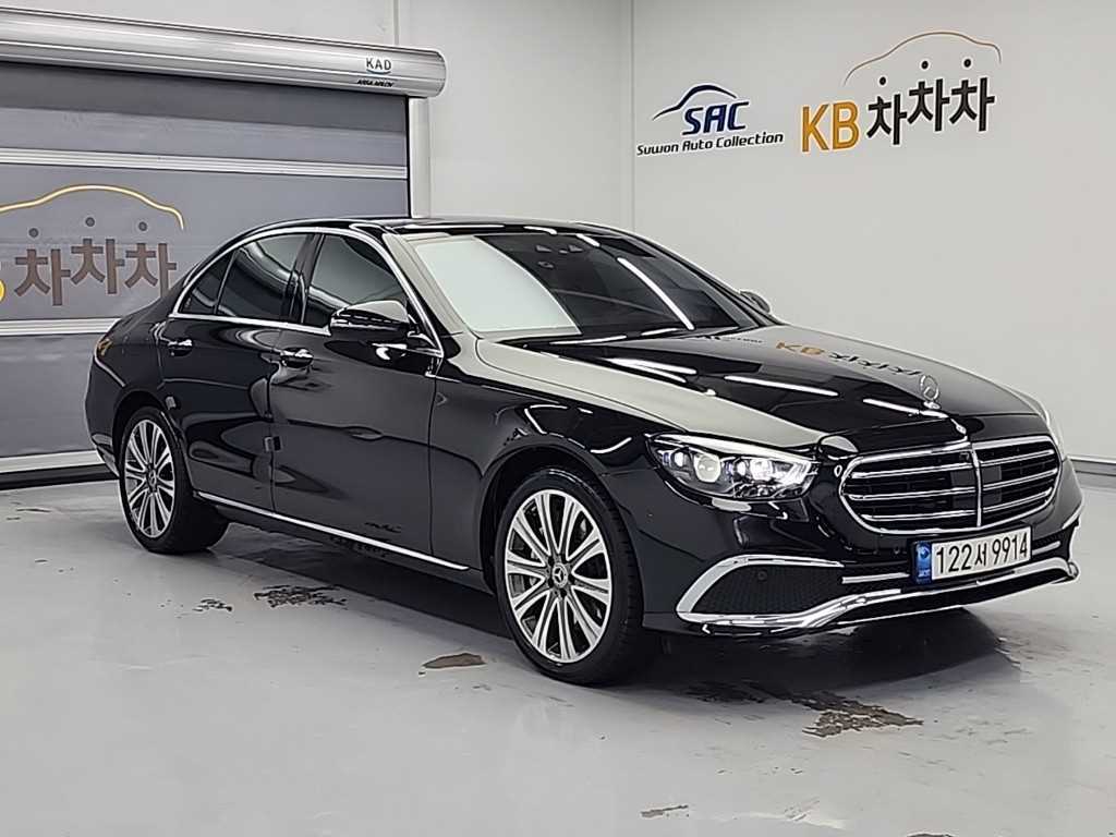 Mercedes Benz E class - Vista 4