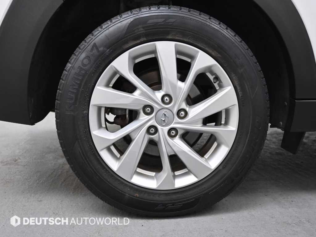 HYUNDAI Tucson - Vista 5