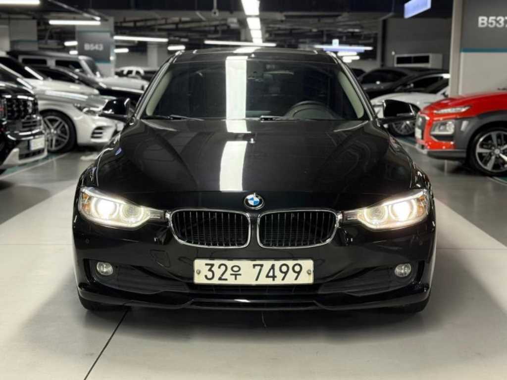 BMW 3 series 2013 Negro - Importación desde Corea - HF Imports Iquique - Foto 1