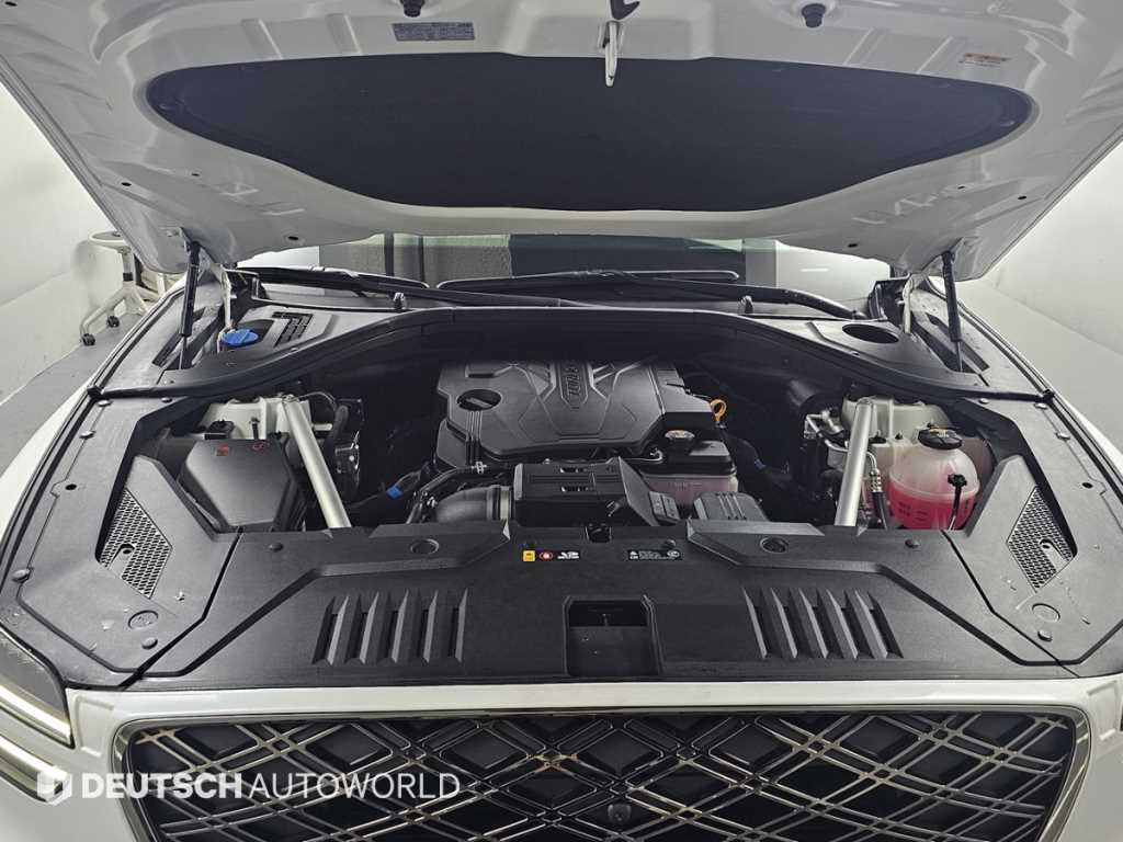 Genesis GV70 - Vista 6