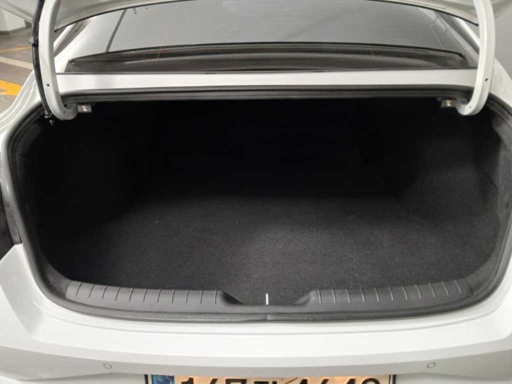 HYUNDAI Avante 2021 Blanco - Importación desde Corea - HF Imports Iquique - Foto 18