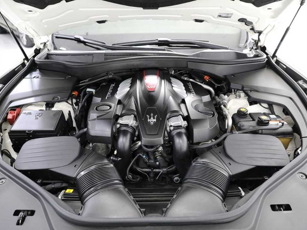 Maserati Levante 2020 Blanco - Importación desde Corea - HF Imports Iquique - Foto 19