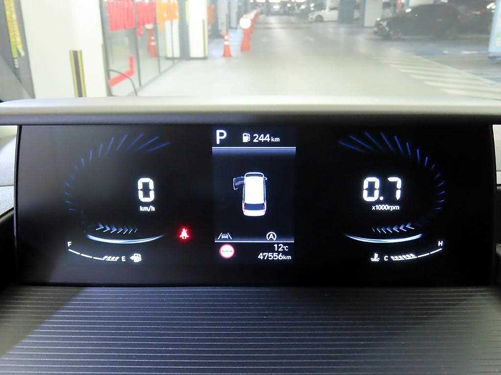 HYUNDAI Staria - Vista 9