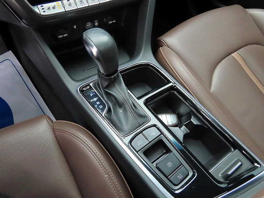 HYUNDAI Sonata - Vista 10