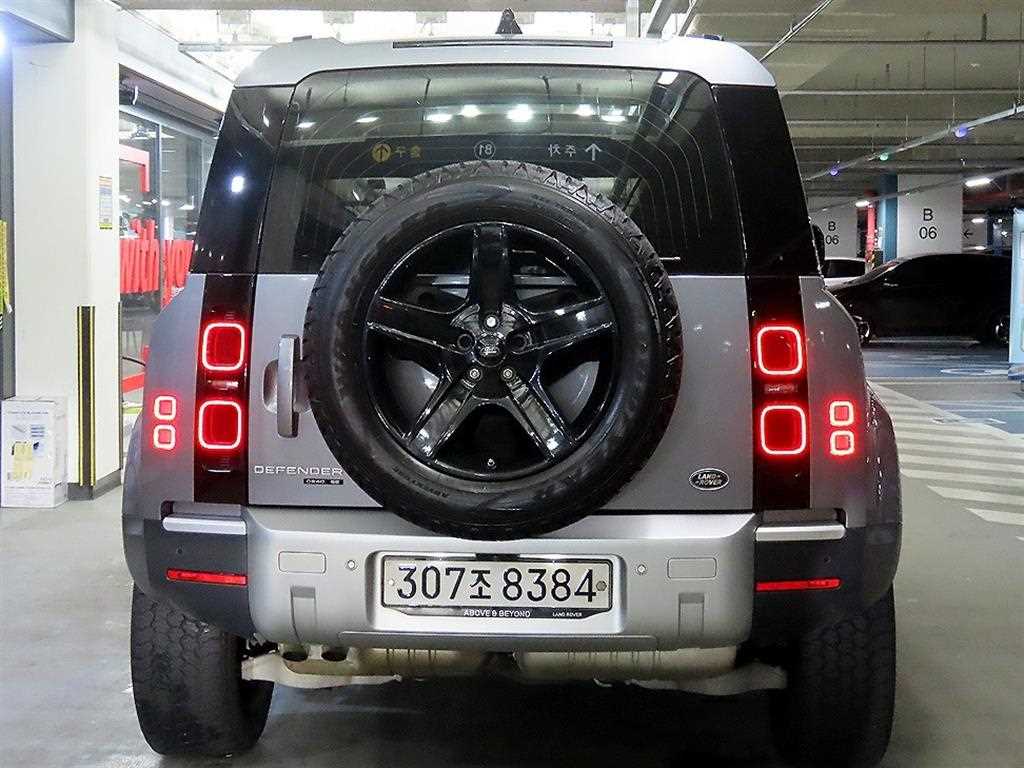 Land Rover Defender - Vista 5