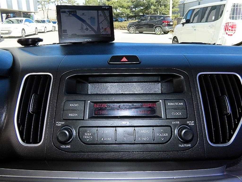 KIA Ray 2016 the color of pearl - Importación desde Corea - HF Imports Iquique - Foto 13