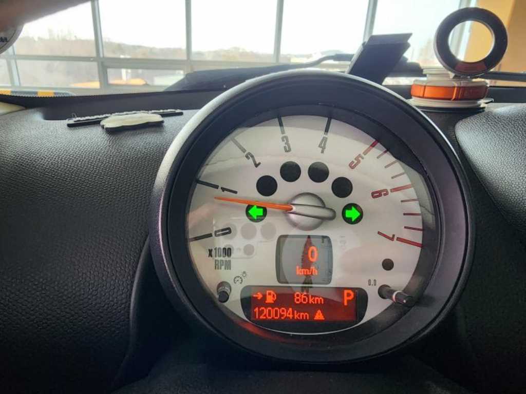 Mini Countryman - Vista 8