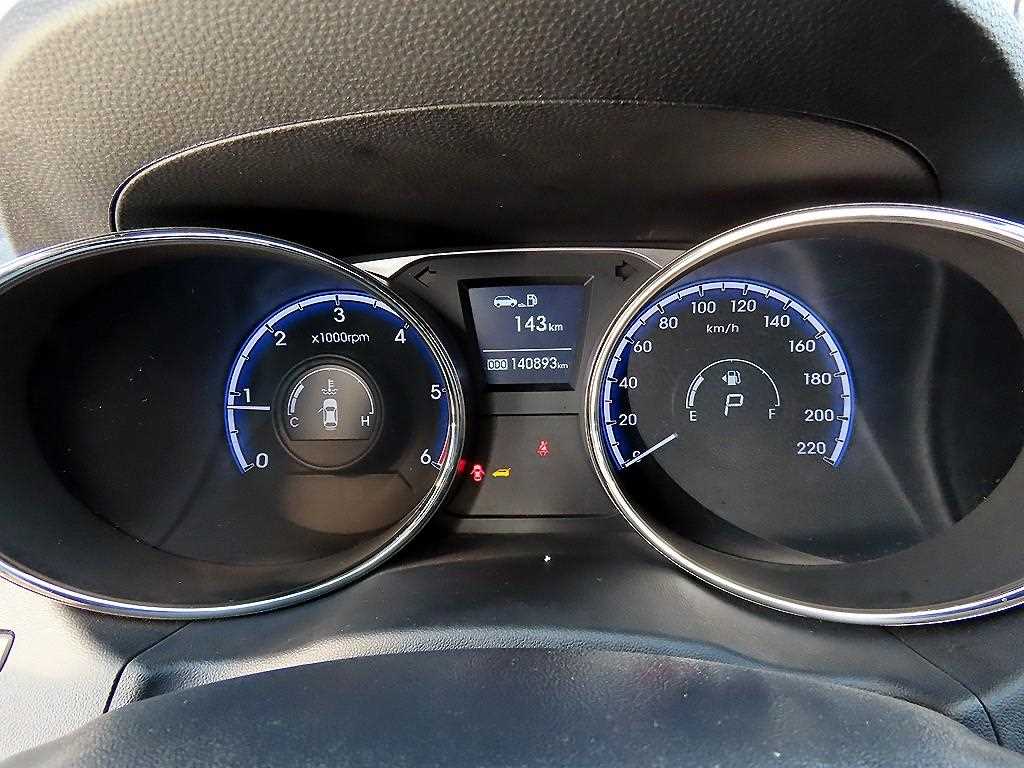 HYUNDAI Tucson - Vista 9