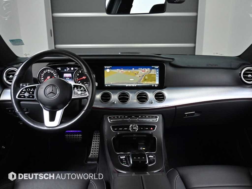 Mercedes Benz E class - Vista 7