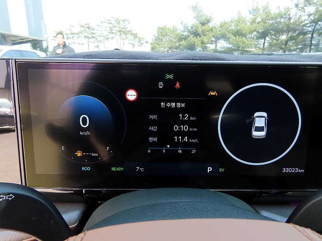 HYUNDAI Grandeur - Vista 9