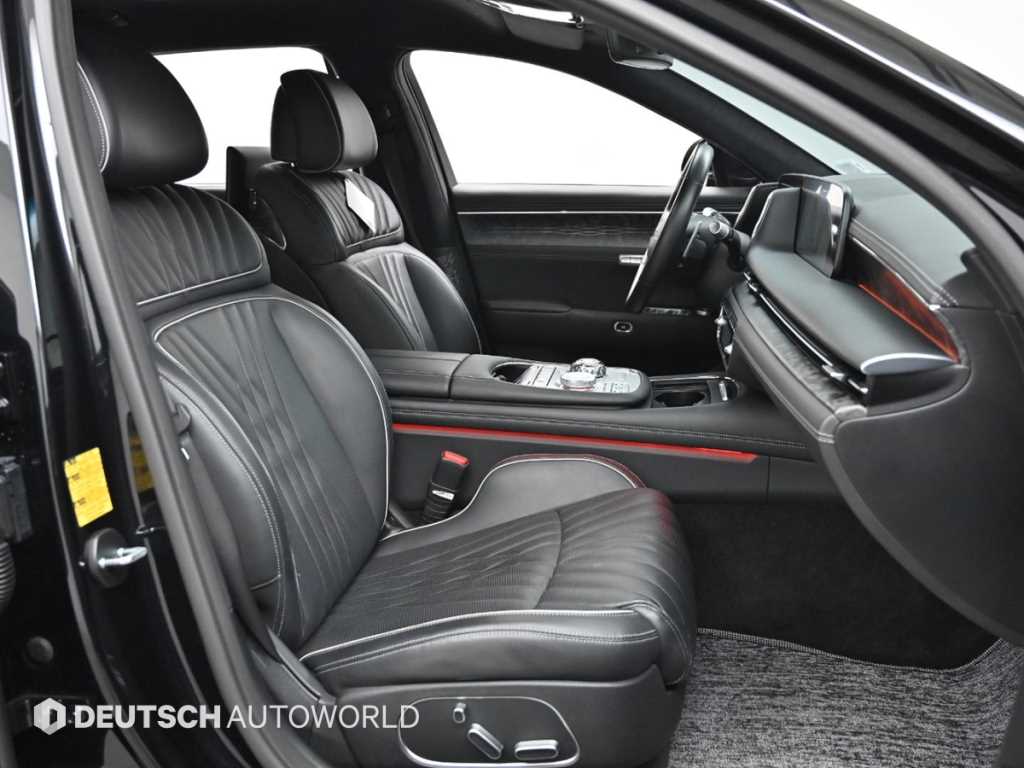 Genesis G90 - Vista 10