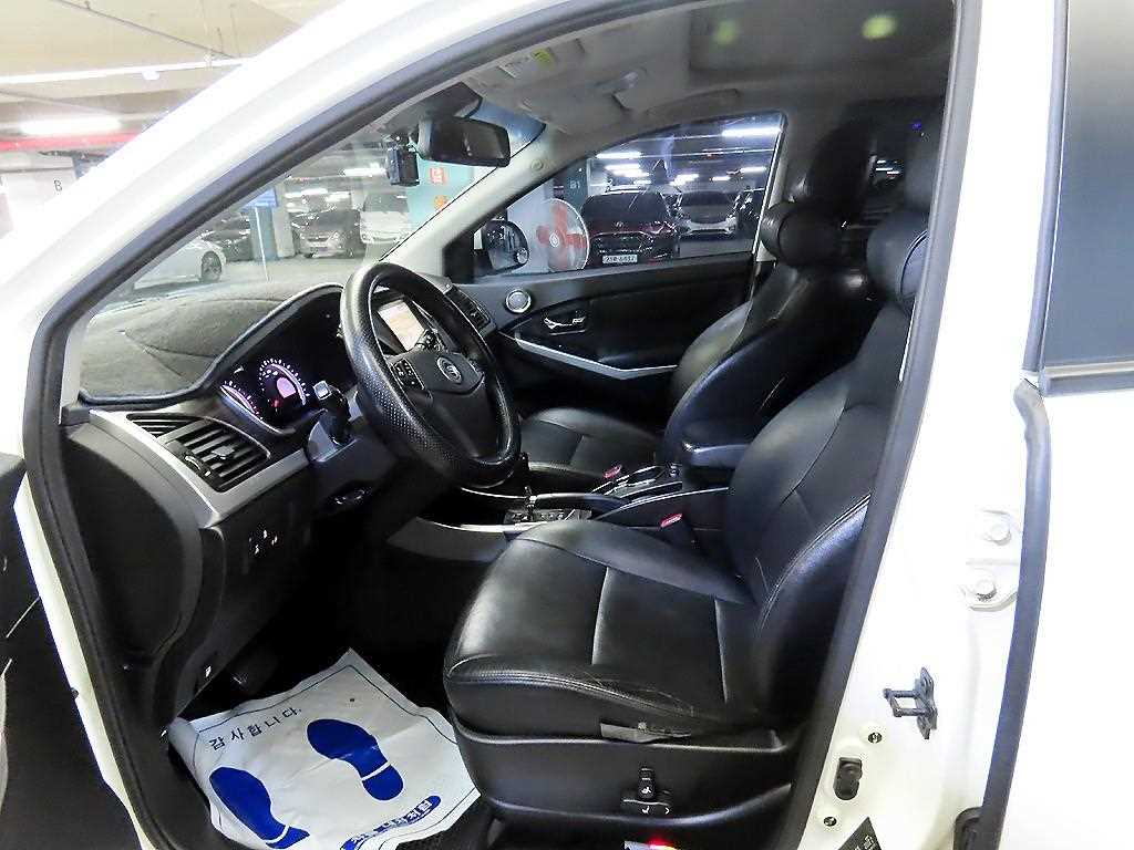 Ssangyong Korando - Vista 6