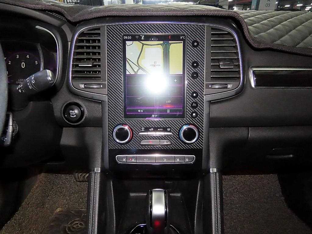 SAMSUNG QM6 - Vista 11