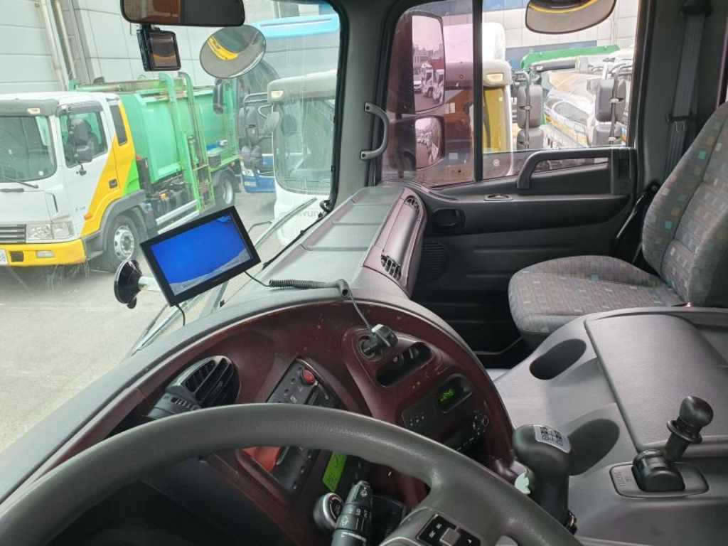 medium and large cargo truck 2018 Amarillo - Importación desde Corea - HF Imports Iquique - Foto 13