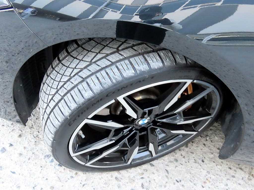 BMW 8 Series 2024 Negro - Importación desde Corea - HF Imports Iquique - Foto 20