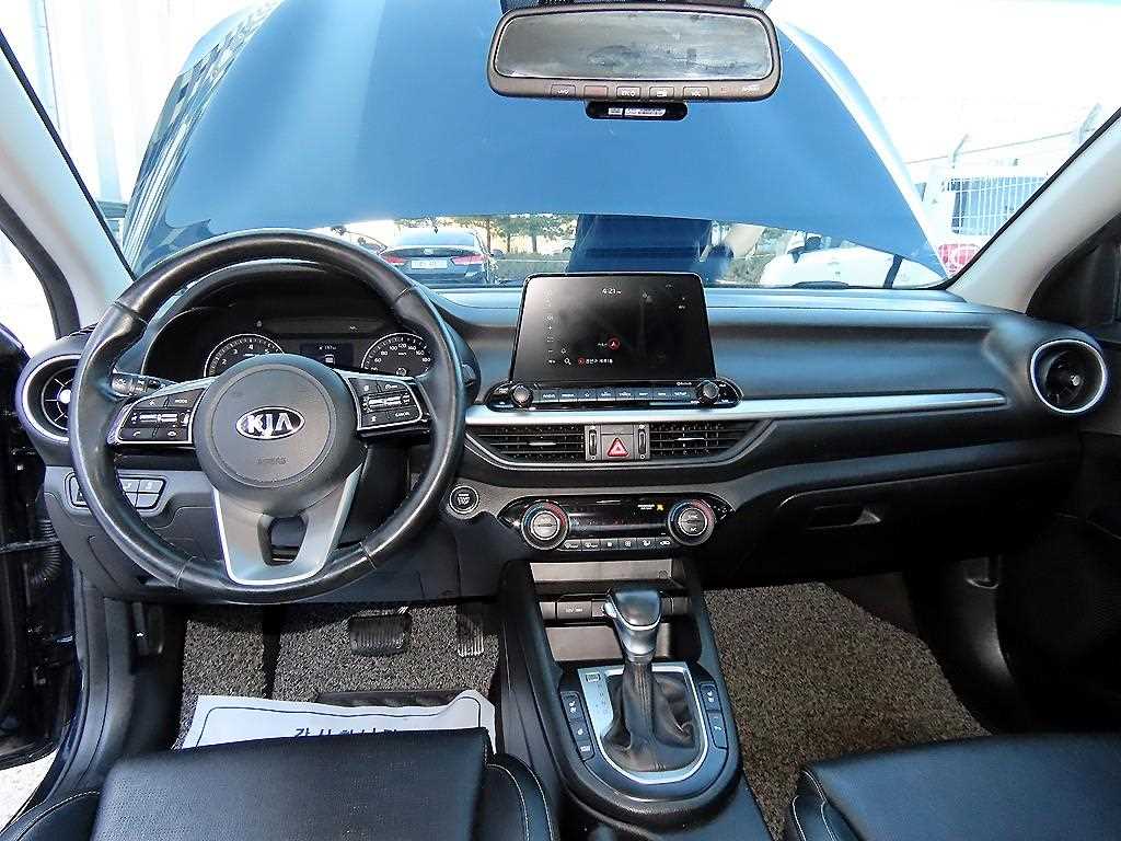 KIA K3 - Vista 7