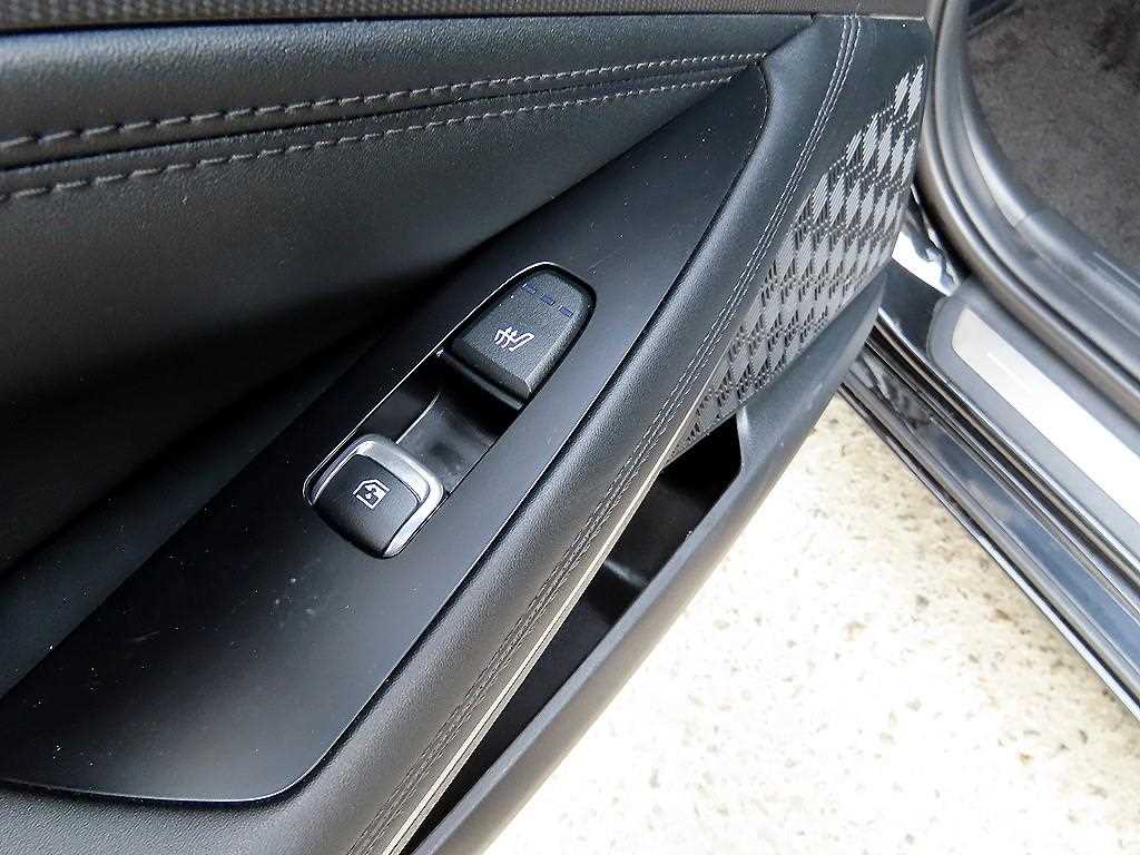 KIA K8 2025 Negro - Importación desde Corea - HF Imports Iquique - Foto 16