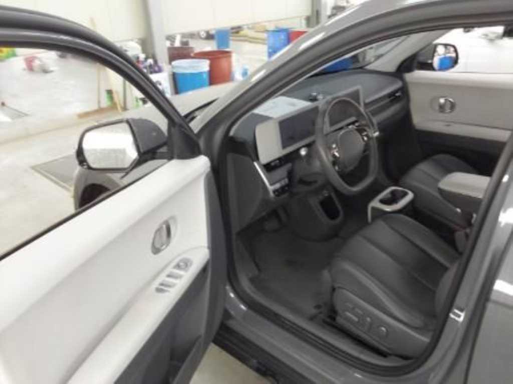 HYUNDAI Ioniq 5 - Vista 10