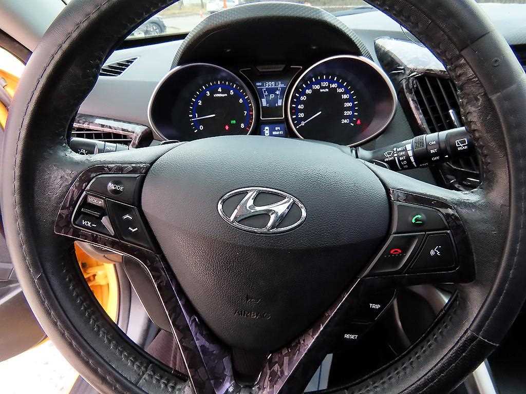 HYUNDAI Veloster - Vista 8