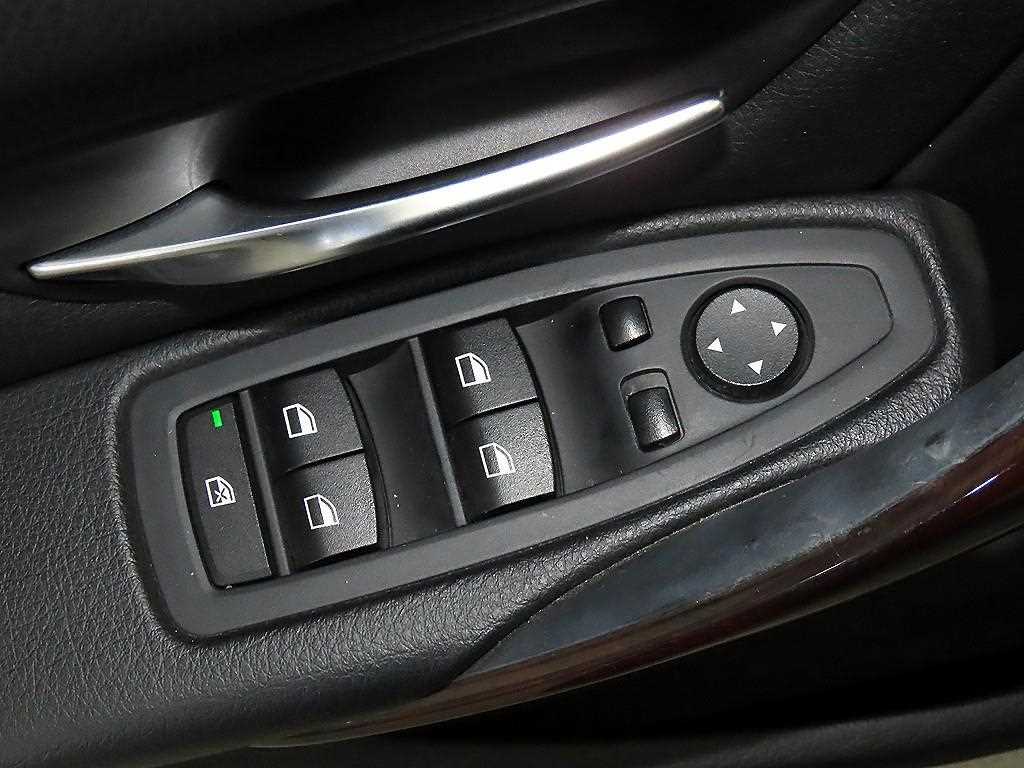 BMW 3 series 2014 Blanco - Importación desde Corea - HF Imports Iquique - Foto 14