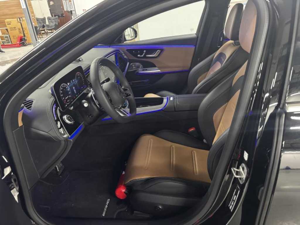 Mercedes Benz E class - Vista 7