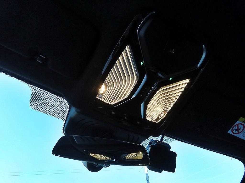 BMW 8 Series 2024 Negro - Importación desde Corea - HF Imports Iquique - Foto 15