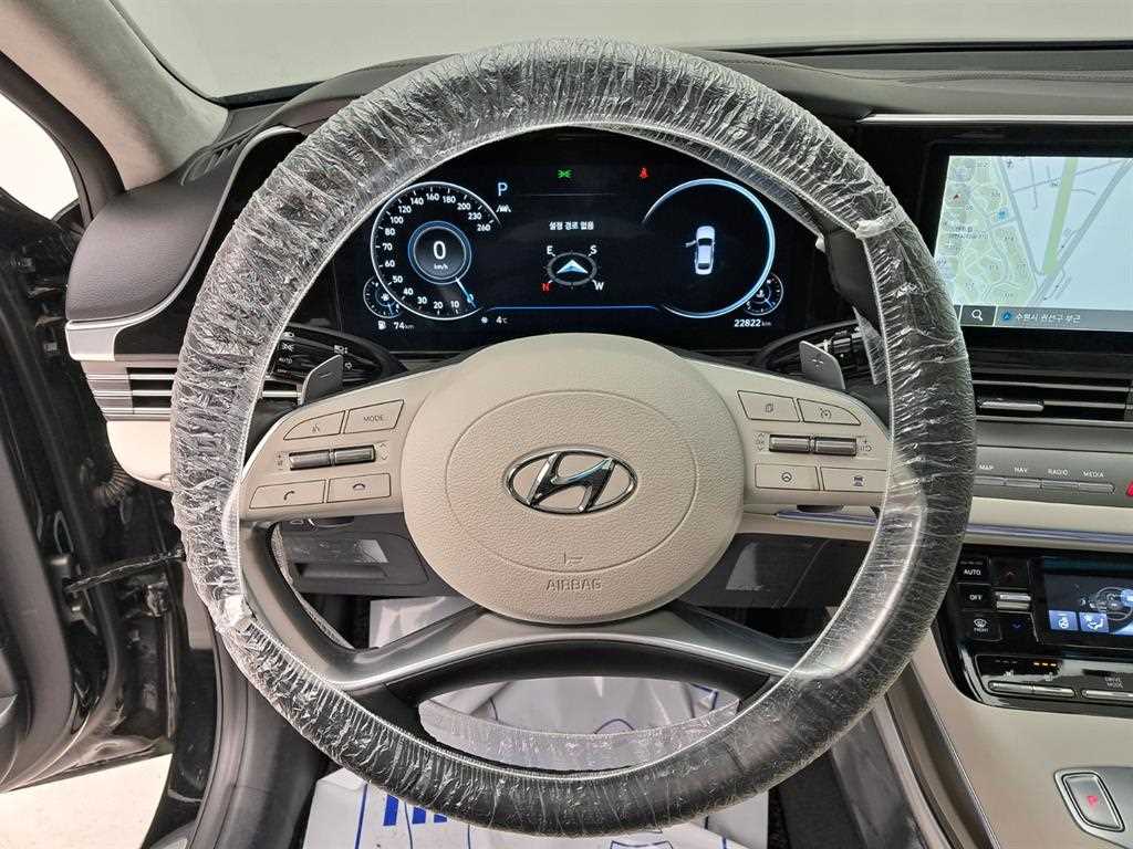 HYUNDAI Grandeur - Vista 7