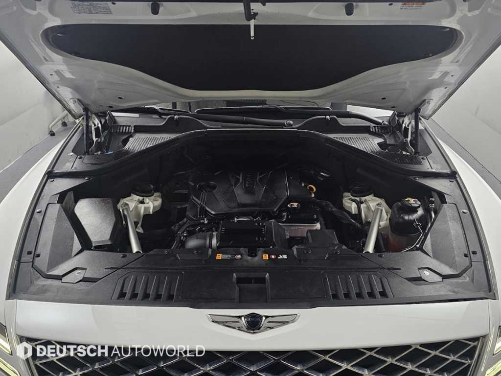 Genesis GV80 - Vista 6