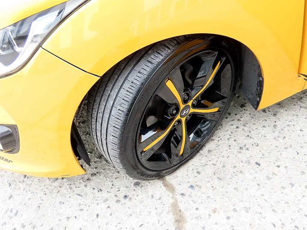 HYUNDAI Veloster 2012 Amarillo - Importación desde Corea - HF Imports Iquique - Foto 20