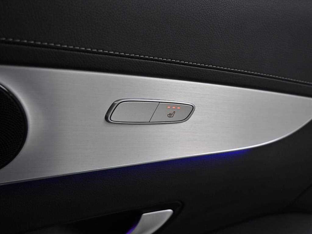 Mercedes Benz GLC Class 2022 Gris - Importación desde Corea - HF Imports Iquique - Foto 17