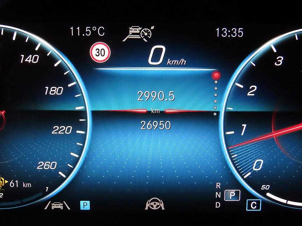 Mercedes Benz E class - Vista 9