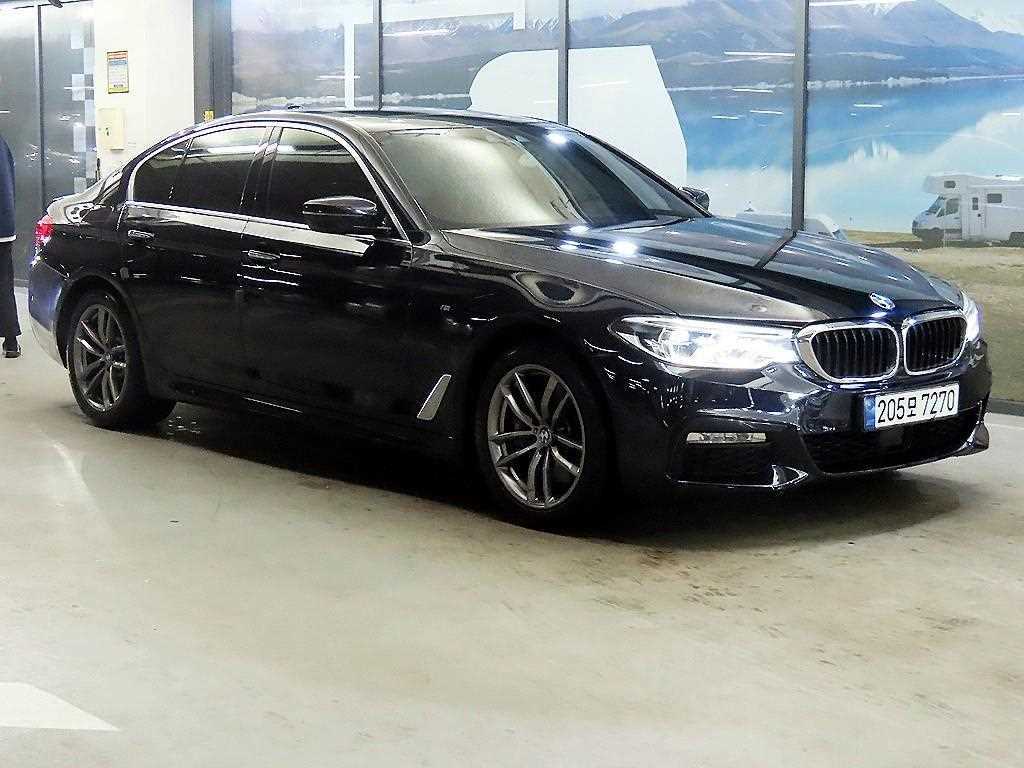 BMW 5 Series 2018 Negro - Importación desde Corea - HF Imports Iquique - Foto 1
