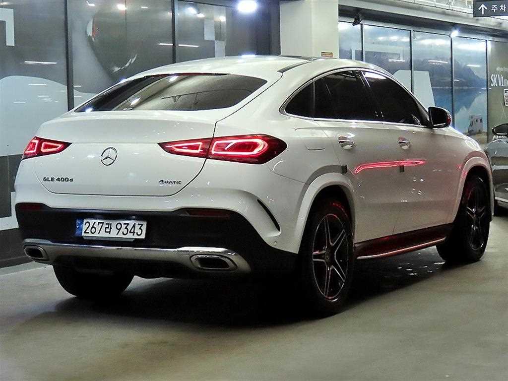 Mercedes Benz GLE Class - Vista 4
