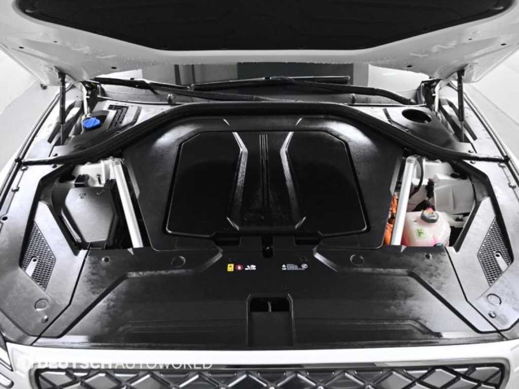 Genesis GV70 - Vista 6